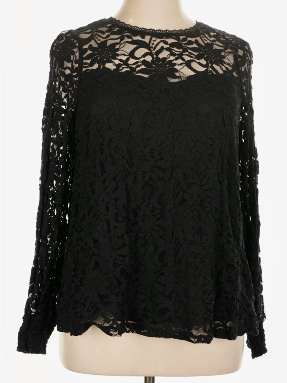 Torrid Black Floral Lace Long-Sleeve Blouse